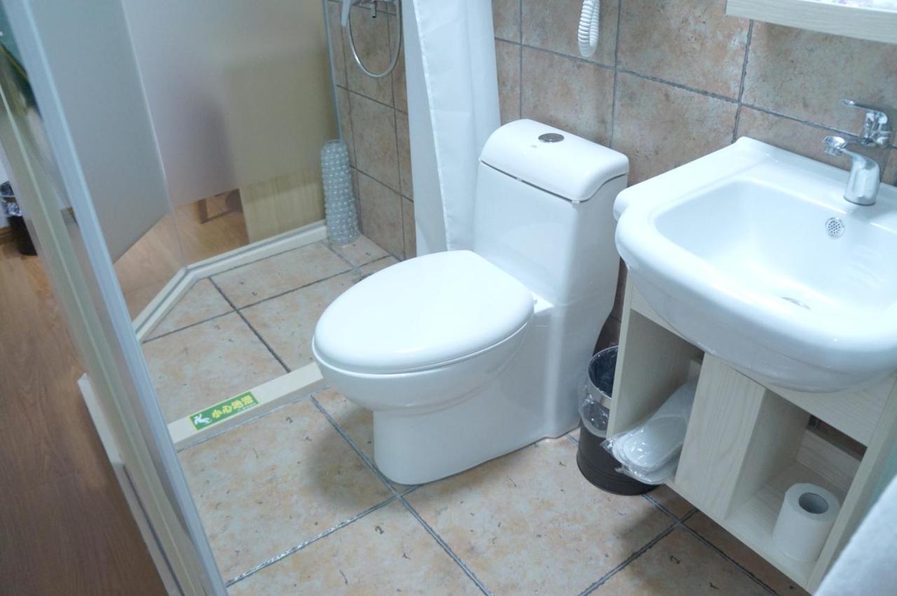 שנגחאי Huifeng Hotel מראה חיצוני תמונה